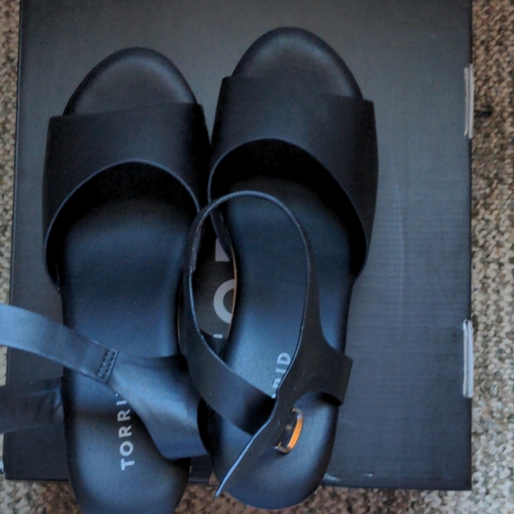 Torrid platform sandals - Picture 5 of 5